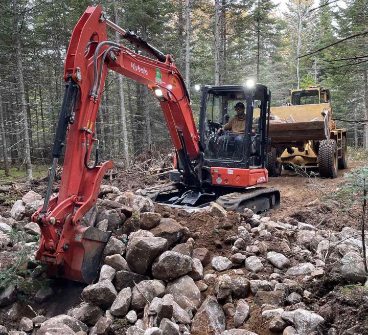 Travaux d'excavation à Charlevoix